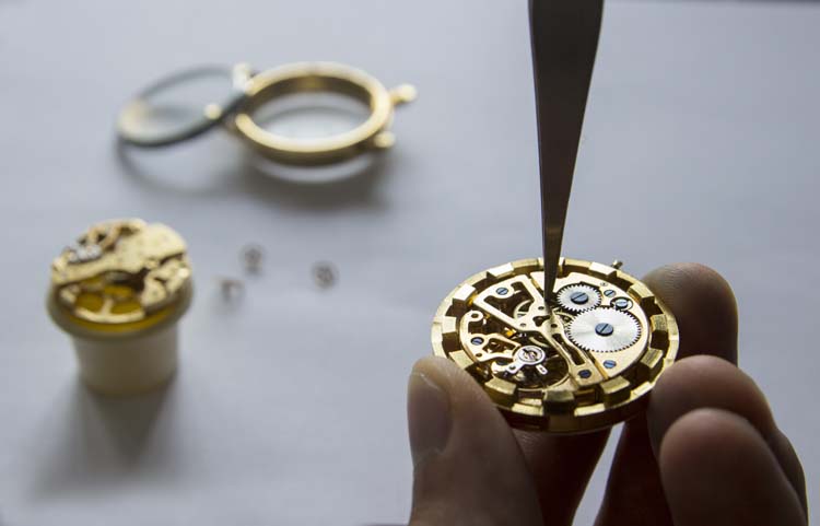 Watch Repairs Niddrie